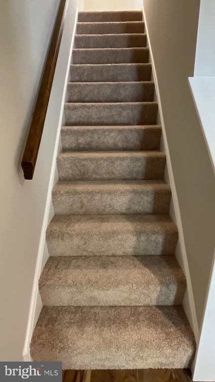 Photo - 10364 College Square