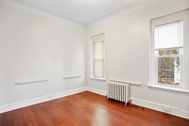 Building Photo - 1709 W Montgomery Ave