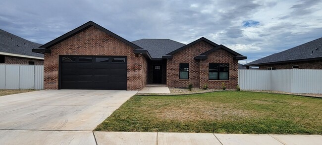 NEWER HOME IN THE COLONIES - NEWER HOME IN THE COLONIES