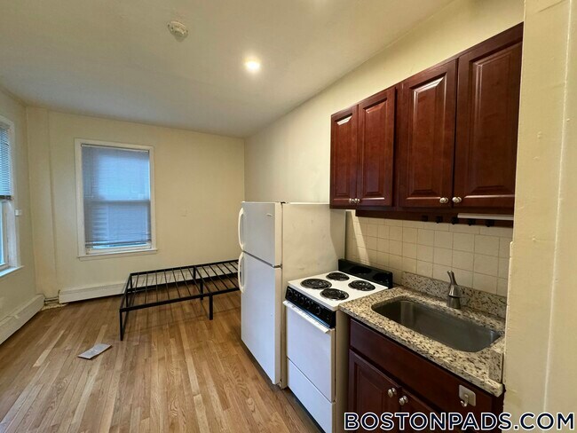 Photo - 49 S Huntington Ave Unit 104