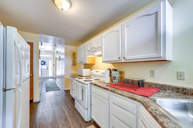 Photo - 504 Center St Unit ID1385745P