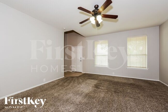 Photo - 718 Quail Hollow Dr