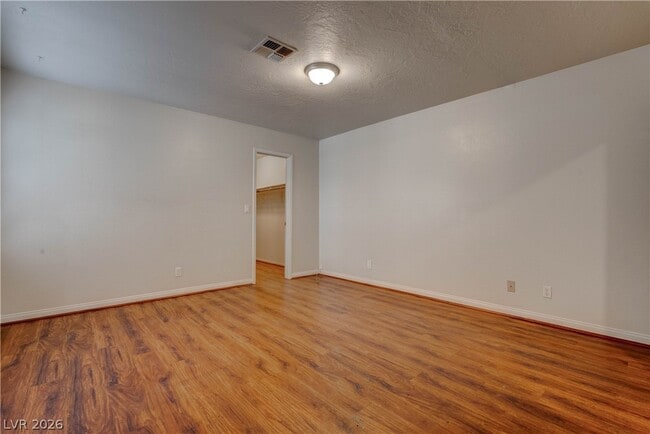 Photo - 3905 Landsdown Pl