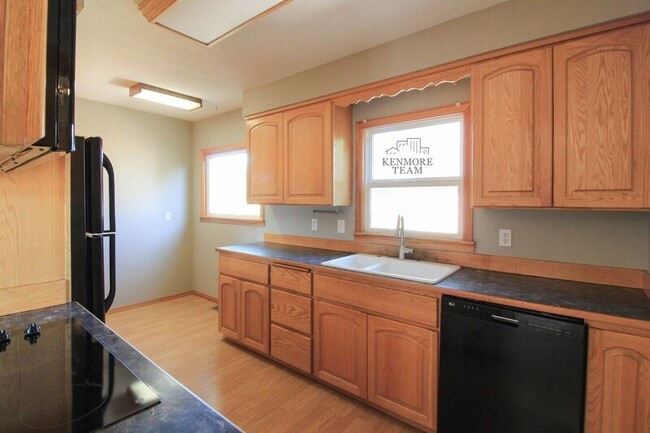 Photo - 1810 S Sharron St