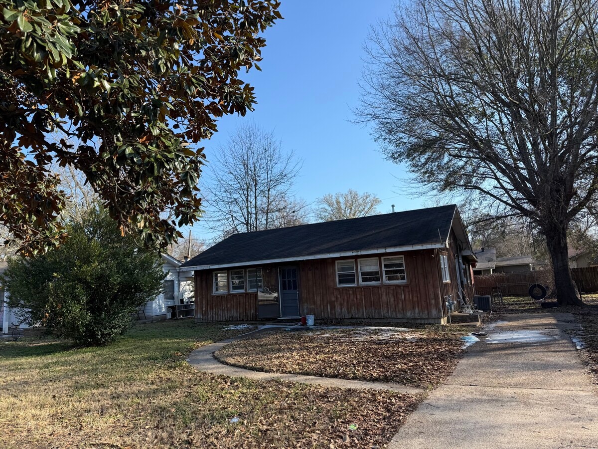 Photo - 264 Mill Rd