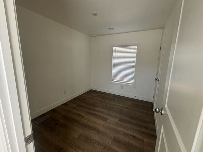 Photo - 2060 N Center St