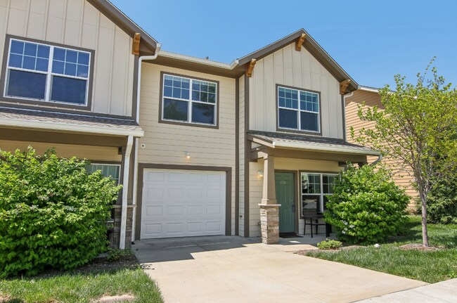 Photo - Arden Townhouse Rental