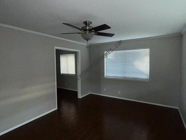 Building Photo - 5406 E 25th Pl