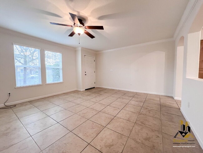 Photo - 224 Loon Lake St