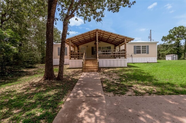 Photo - 37 Riverside Ln