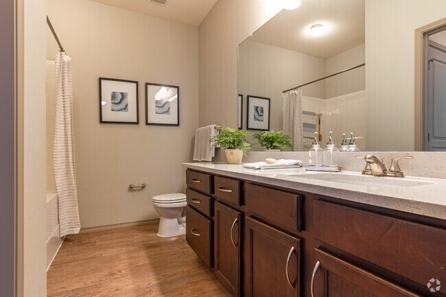 2BR, 2BA - Bathroom
