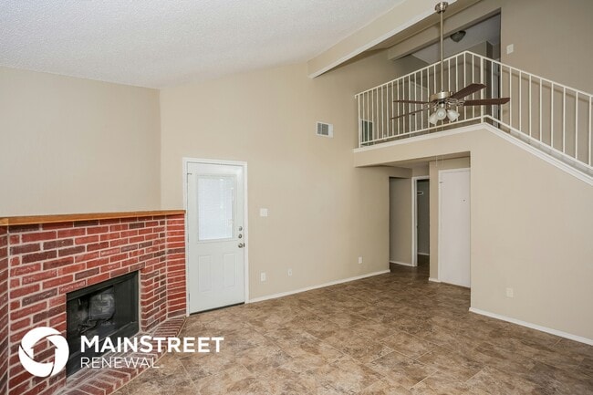 Photo - 503 Hollyberry Dr