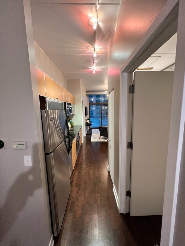 Photo - 650 W Wayman St