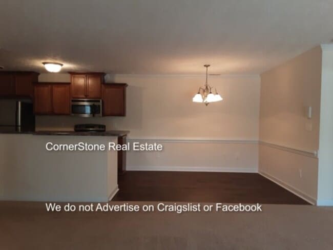 Photo - 1830 Balmoral Dr