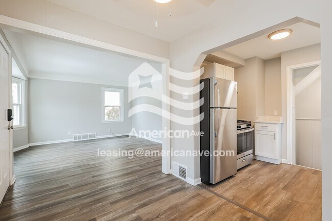 Photo - 312 De Villen Ave