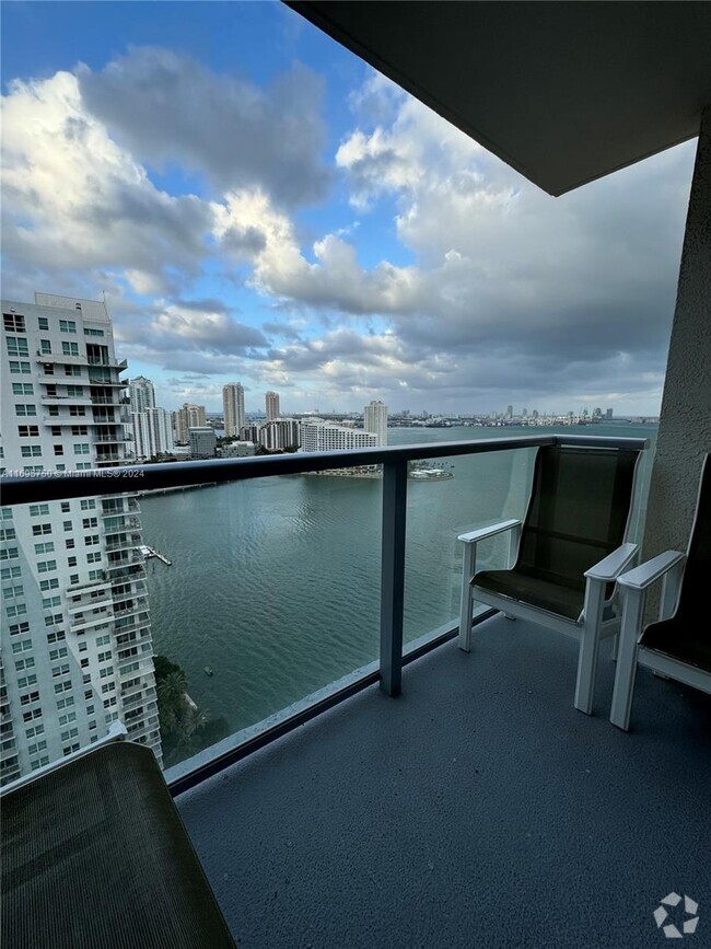 Building Photo - 1155 Brickell Bay Dr Unit 2908 Rental