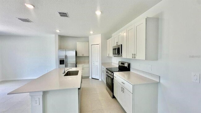 Photo - 5882 Le Marin Wy