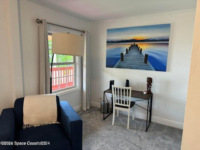 Photo - 911 S Colonial Ct Unidad C