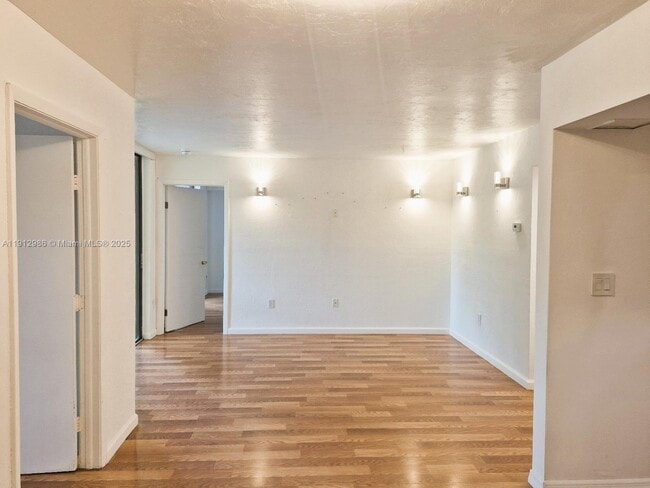 Photo - 11800 SW 18th St Unidad 209-4