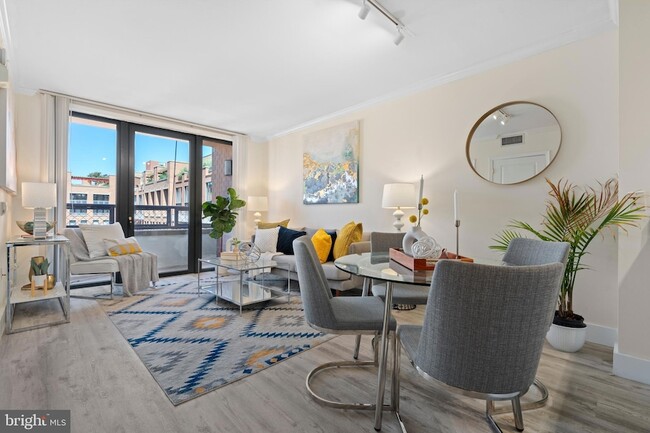 Building Photo - 631 D St NW Unit 1136