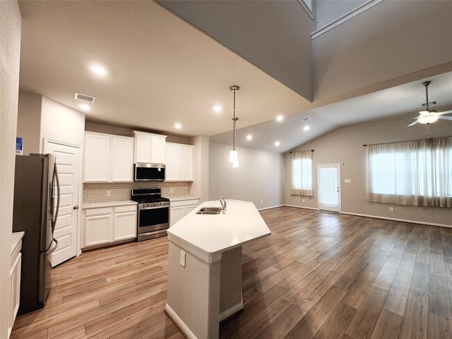 Photo - 10714 Clfs Vw Dr