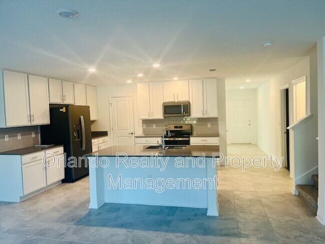 Photo - 1910 Birnham Wood Bnd