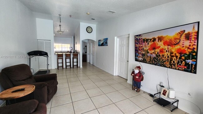 Photo - 3926 SW 48th Ave