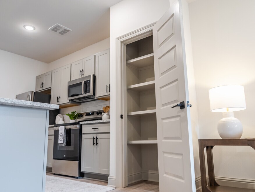 The Monet: 1BR, 1BA- Kitchen