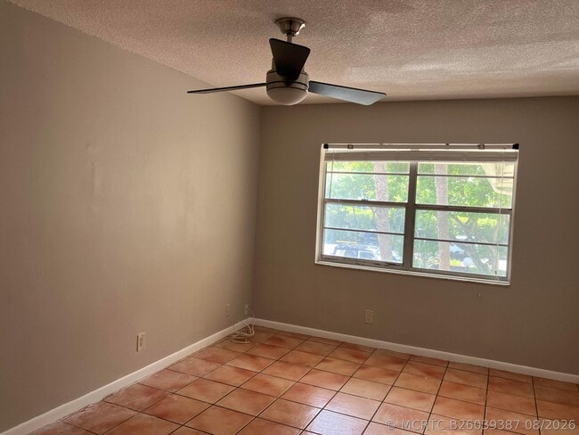 Photo - 1174 NW 13th St Unit 236b