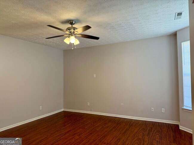 1704 Camden Forrest Tr