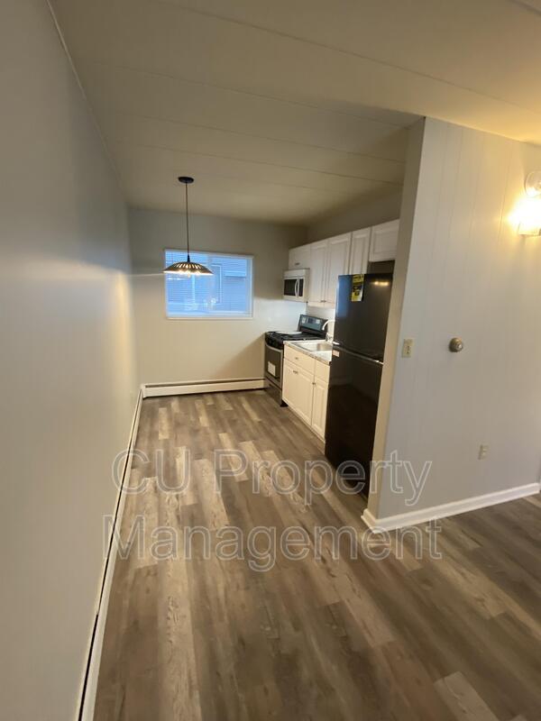 Photo - 800 W Church St Unit Apt 4