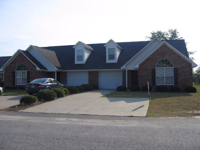 Photo - 1984 Essex Dr Townhome