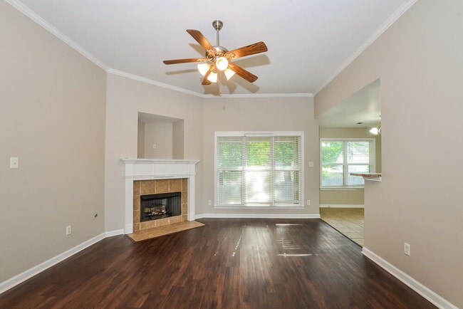 Photo - 5837 Stonewall Dr