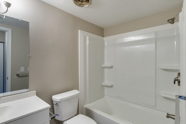 Photo - 17250 Raupp Rd