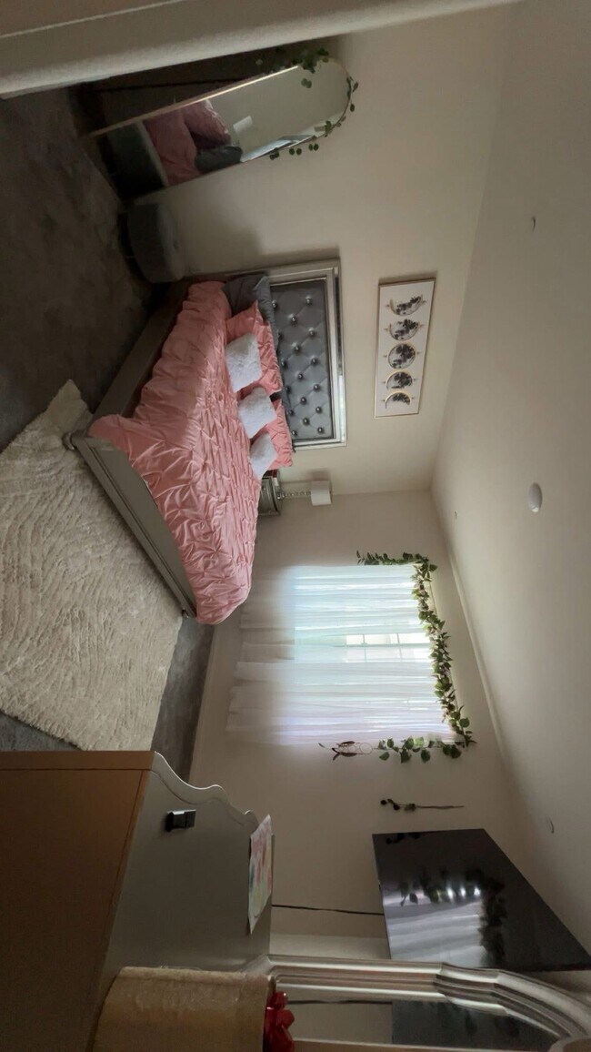 Photo - 12668 Ojo Caliente St