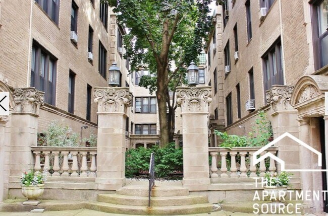 Photo - 623 W Melrose St Unit 5