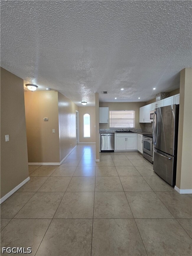 Photo - 702 SE 47th St