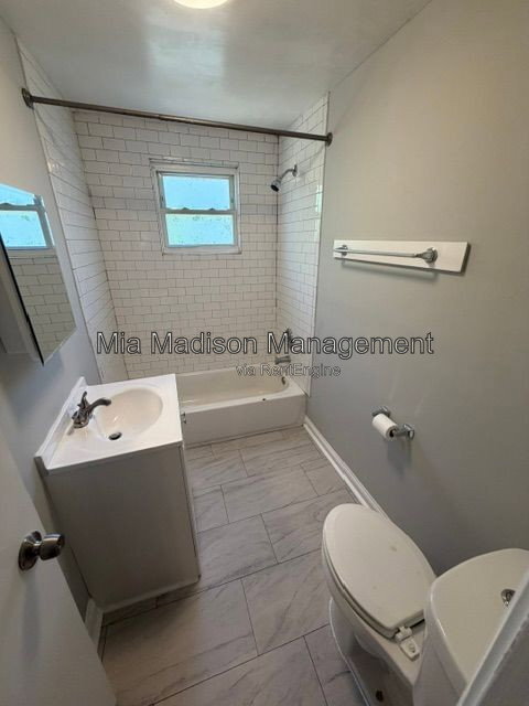 Photo - 1511 Richards St
