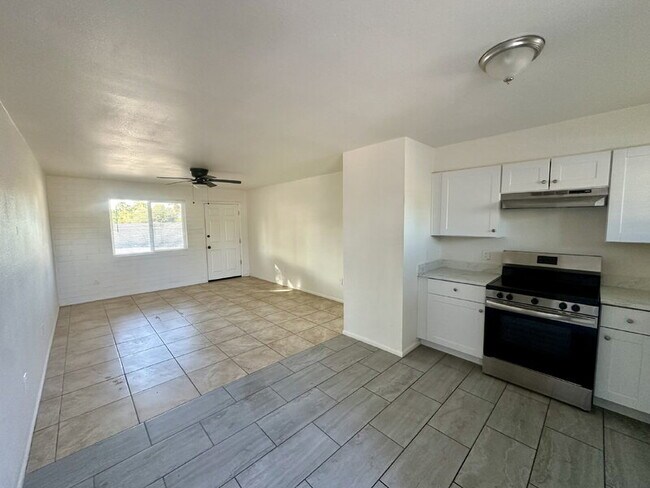 Photo - 3701 N 9th Pl Unidad #4