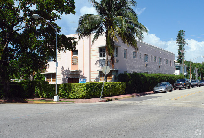 Building Photo - 960 Jefferson Ave Rental