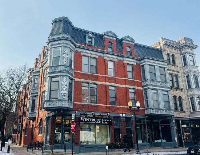 Building Photo - 935-937 W Armitage Ave