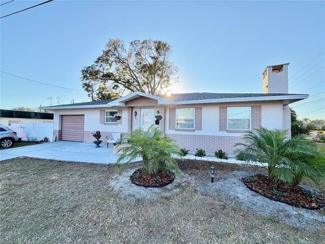 Photo - 250 Southwest Jefferson Cir N