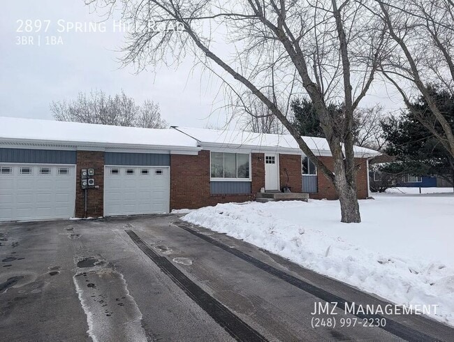 Building Photo - 2897 Spring Hill Dr