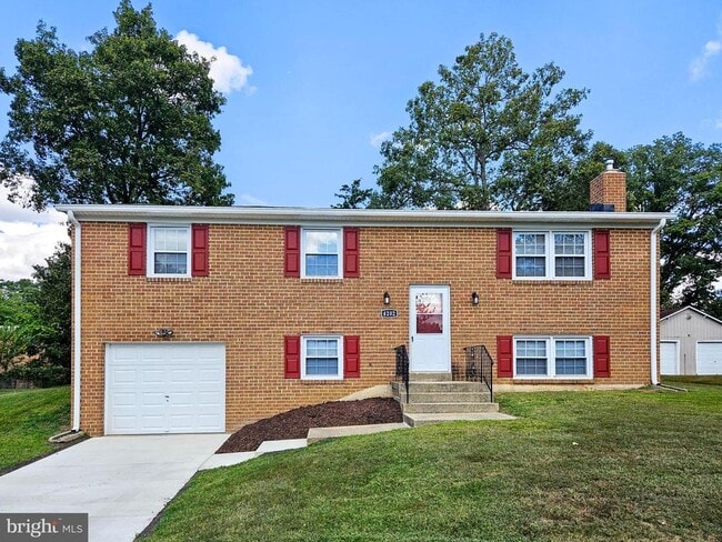 Building Photo - 4202 Flam St Rental