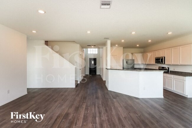7214 Hillside Ave