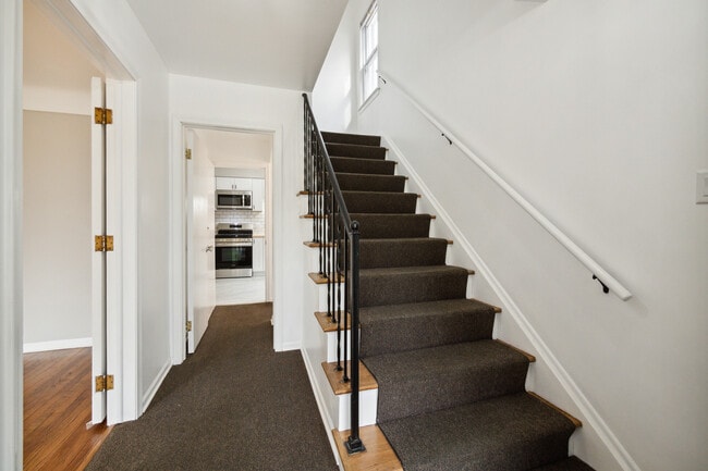 entrada compartida - 204 Catalpa Dr Unidad 204