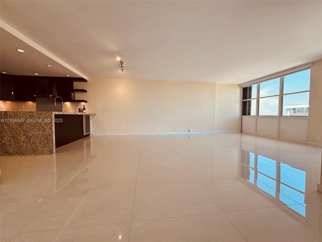 Photo - 1901 Brickell Ave Unit B2106