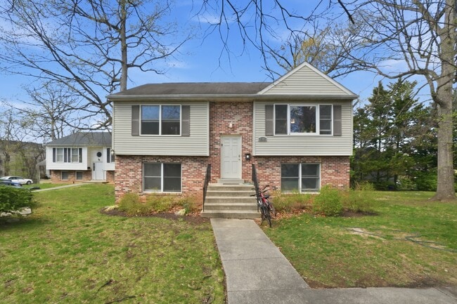 Building Photo - 8306 48th Ave