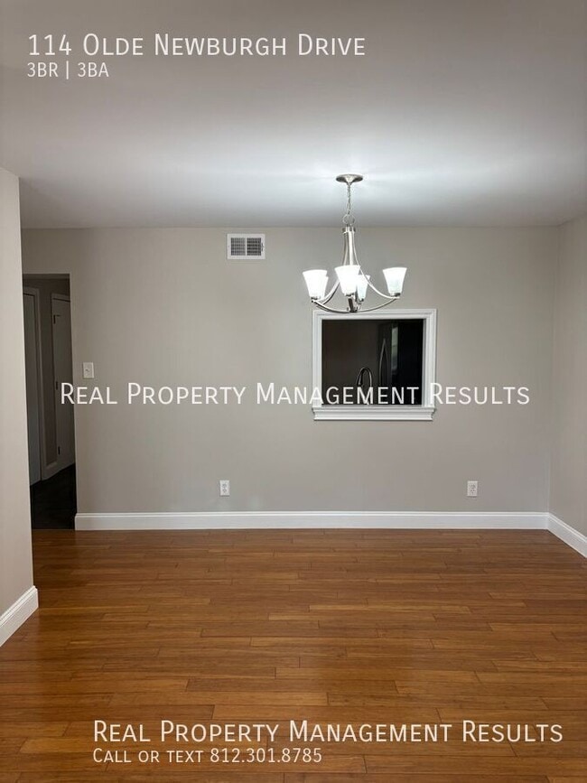 Photo - 114 Olde Newburgh Dr