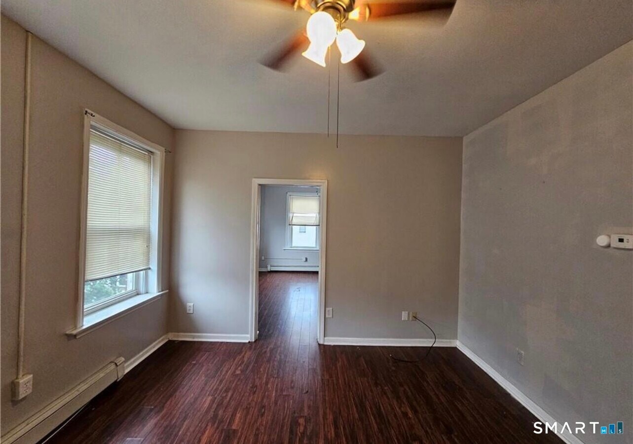 Photo - 417 E Main St Unidad 6